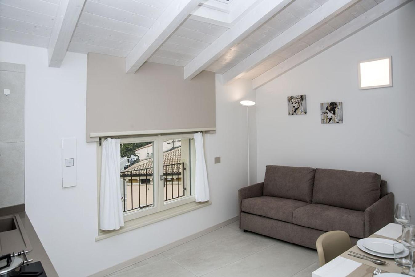 Camelot Appartamenti - Business E Holiday San Martino Buon Albergo Kültér fotó