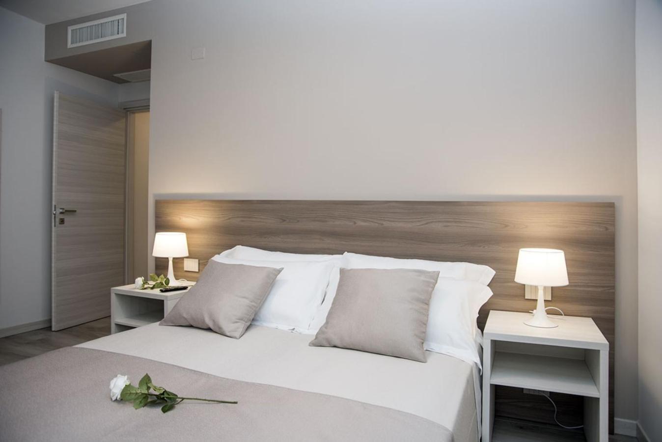 Camelot Appartamenti - Business E Holiday San Martino Buon Albergo Kültér fotó