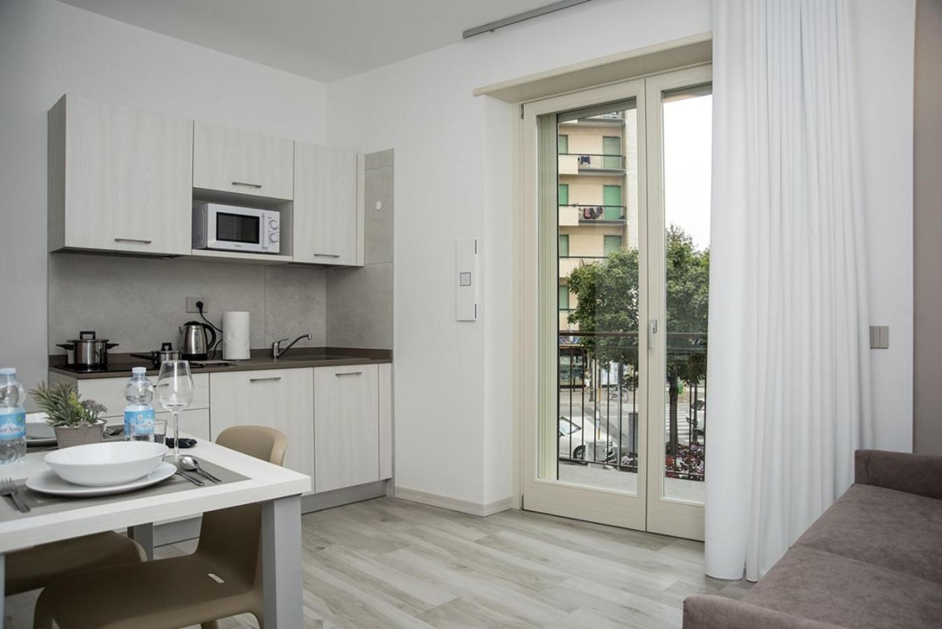 Camelot Appartamenti - Business E Holiday San Martino Buon Albergo Kültér fotó