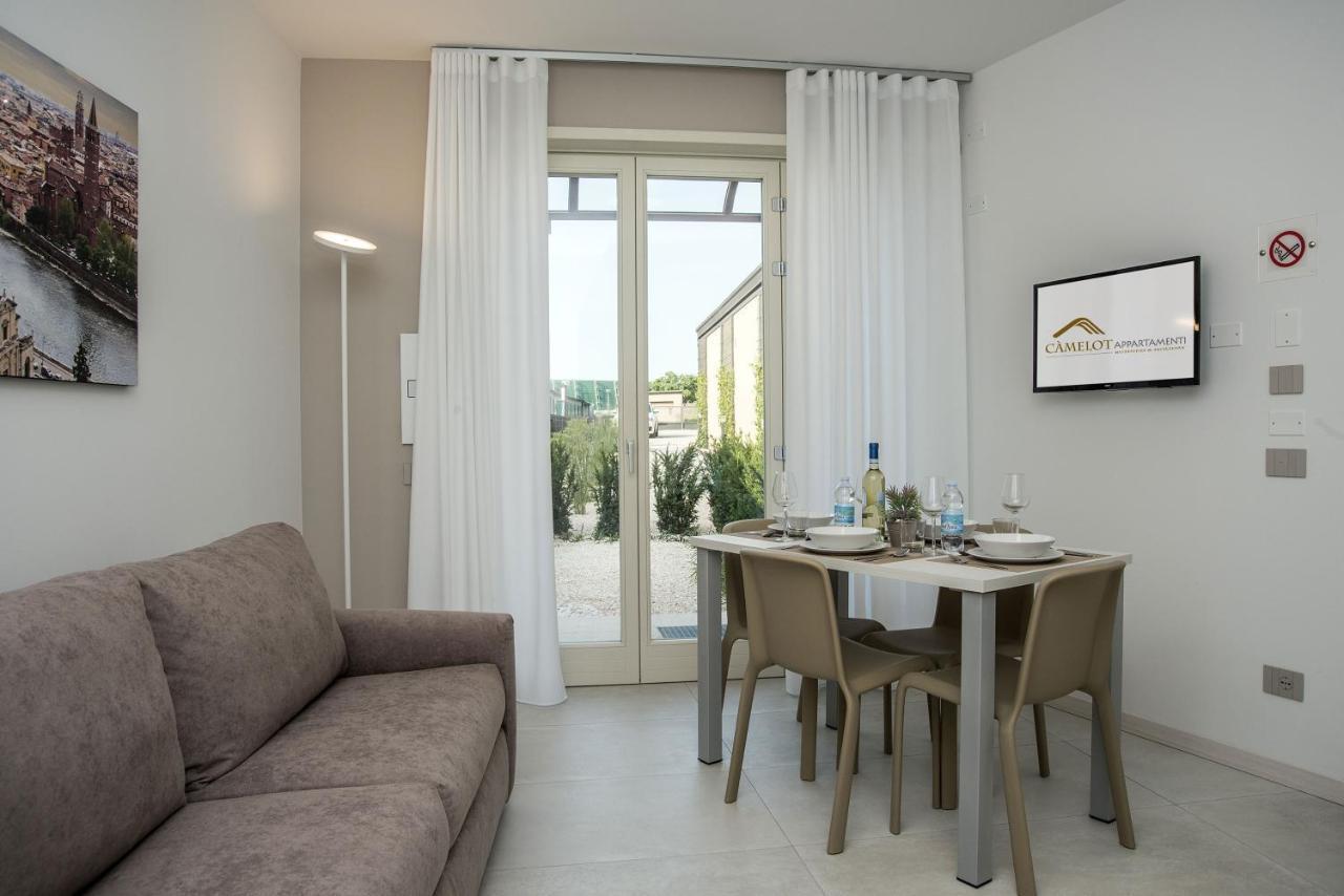Camelot Appartamenti - Business E Holiday San Martino Buon Albergo Kültér fotó