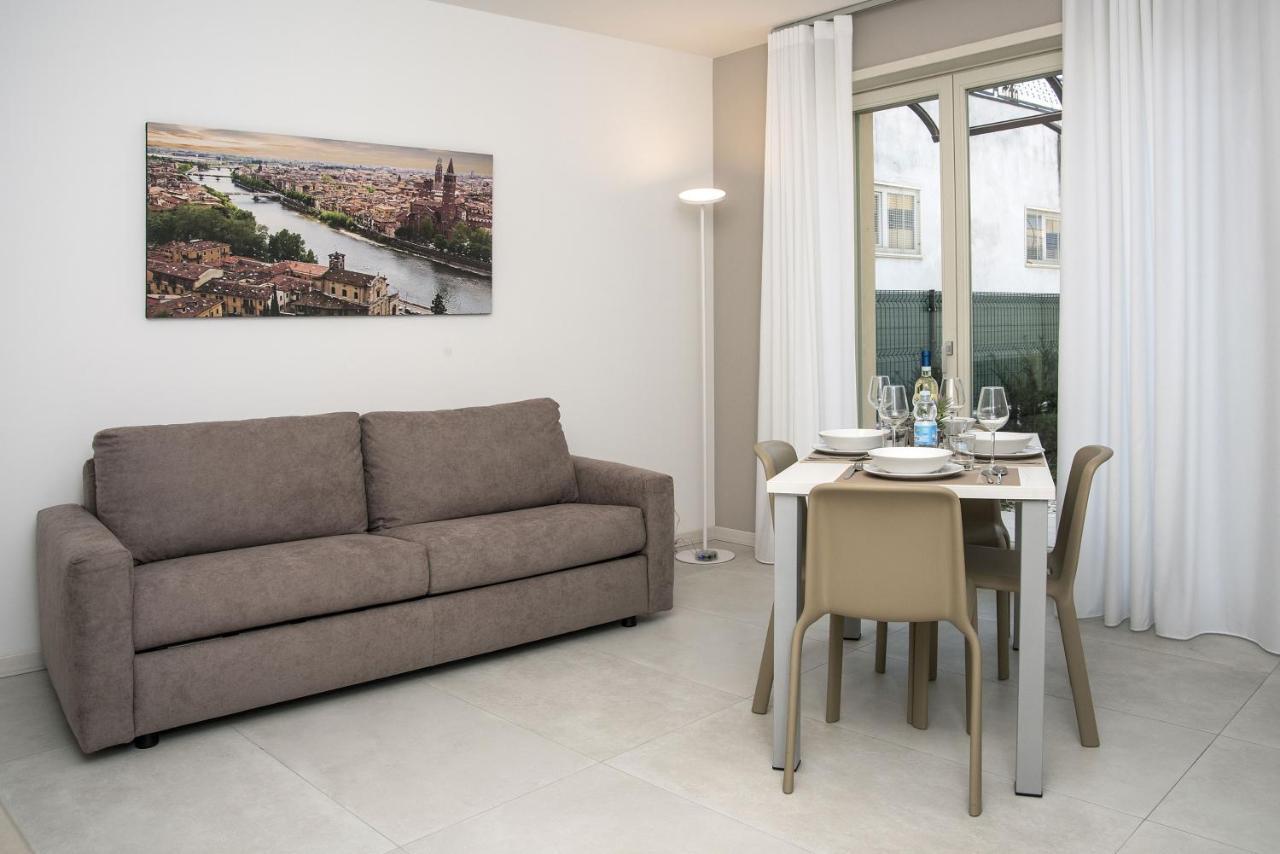 Camelot Appartamenti - Business E Holiday San Martino Buon Albergo Kültér fotó