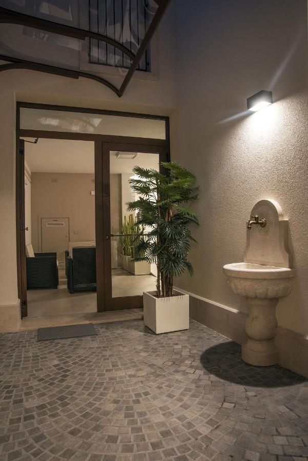 Camelot Appartamenti - Business E Holiday San Martino Buon Albergo Kültér fotó
